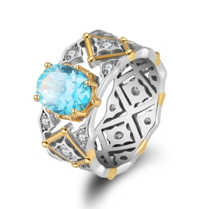 Серебряное кольцо.