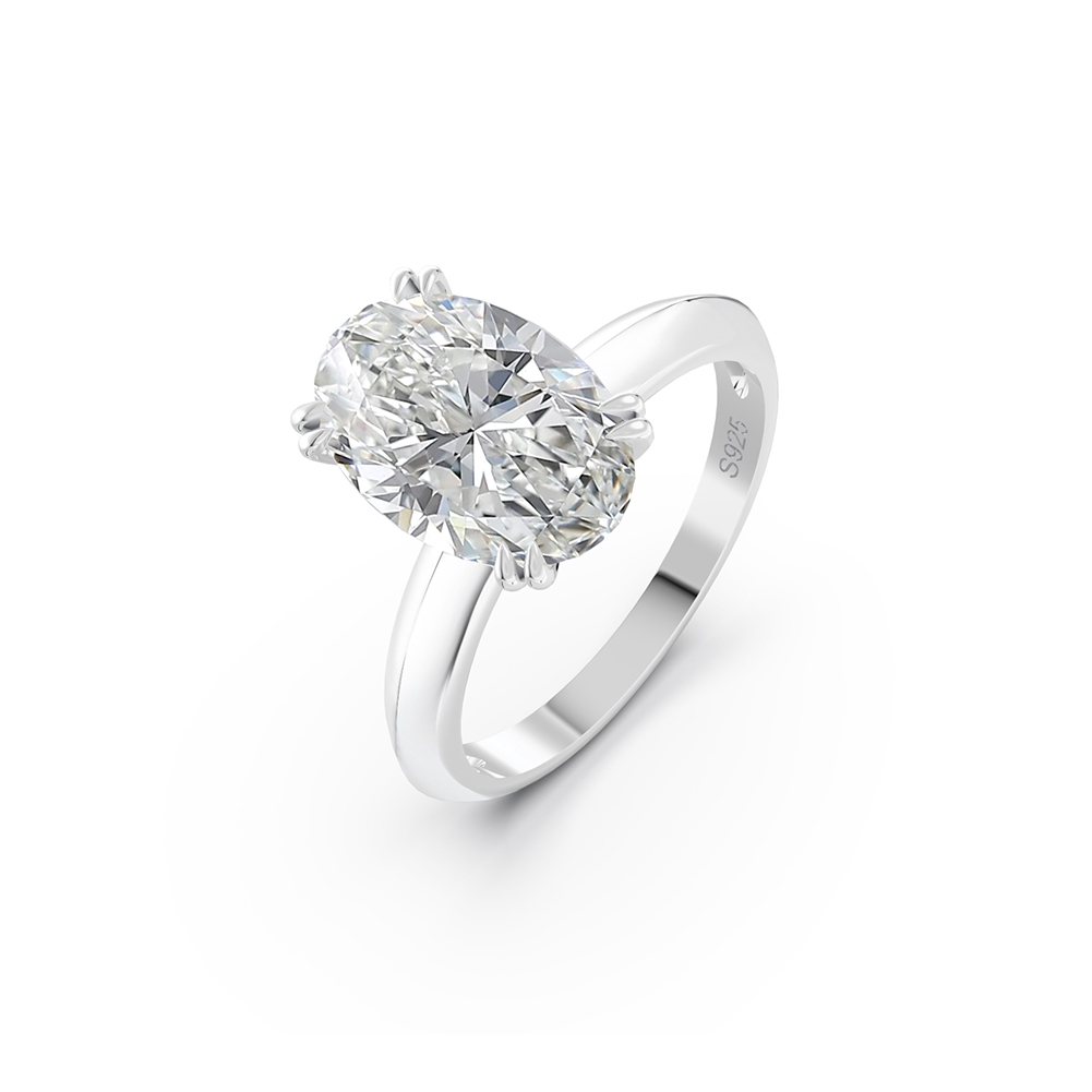 Серебряное кольцо.