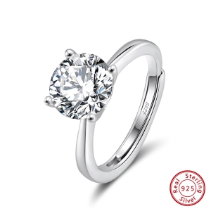 Hõbedane sõrmus kuubilise tsirkooniumoksiidiga