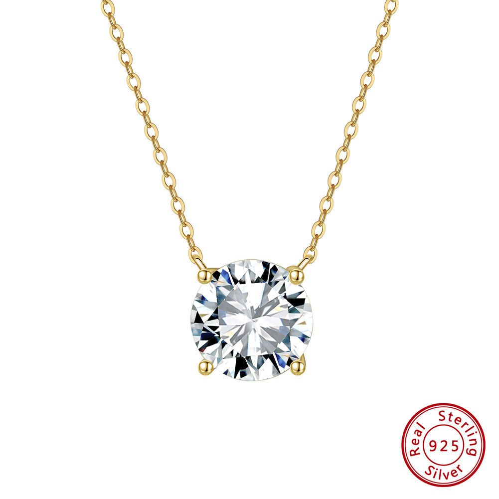 Hõbedane kaelakee kuubilise tsirkooniumoksiidiga