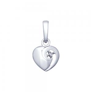 Серебряная подвеска в виде сердца с бриллиантом