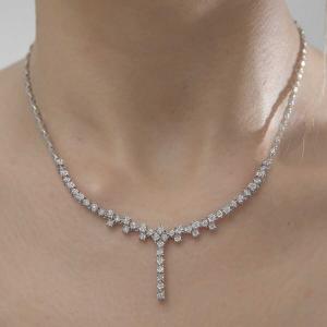 Ожерелье с бриллиантом 0,33 карат
