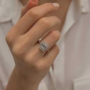 Sõrmus teemantidega 0,68 karaati