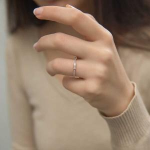 Кольцо с бриллиантом 0,16 карат