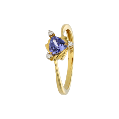 Золотое кольцо с разноцветными камнями TNZ